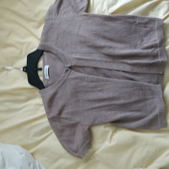 SOLD  Calvin Klein Shrug Short Sleeve Sweater Small - Picture 6 of 12